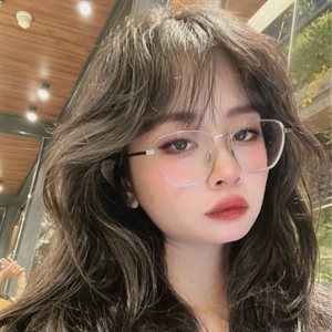 Chị Helen