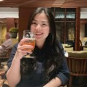 Chị Minh